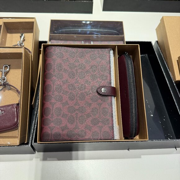 Coach Boxed Notebook And Pencil Case Set In Signature Canvas CCP97 - Picture 16 of 16